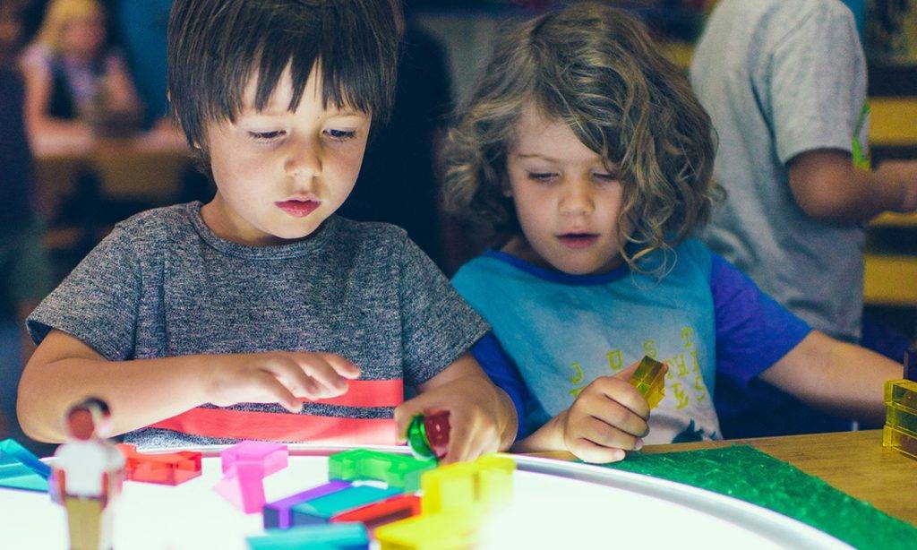 35 Best Indoor Kindergarten games to Have Fun in the Classroom